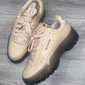 Reebok Cardi B Club c